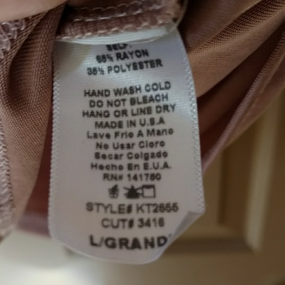 Orange Creek MAUVE SLEEVELESS TOP SIZE LARGE - Picture 4 of 4